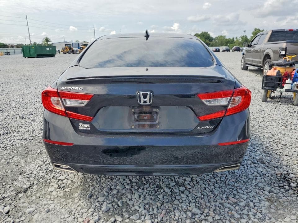 2018 HONDA ACCORD SPORT 6
