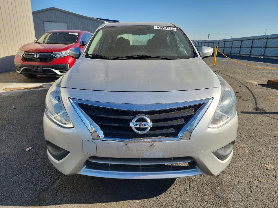 2017 NISSAN VERSA 1.6 SV 5