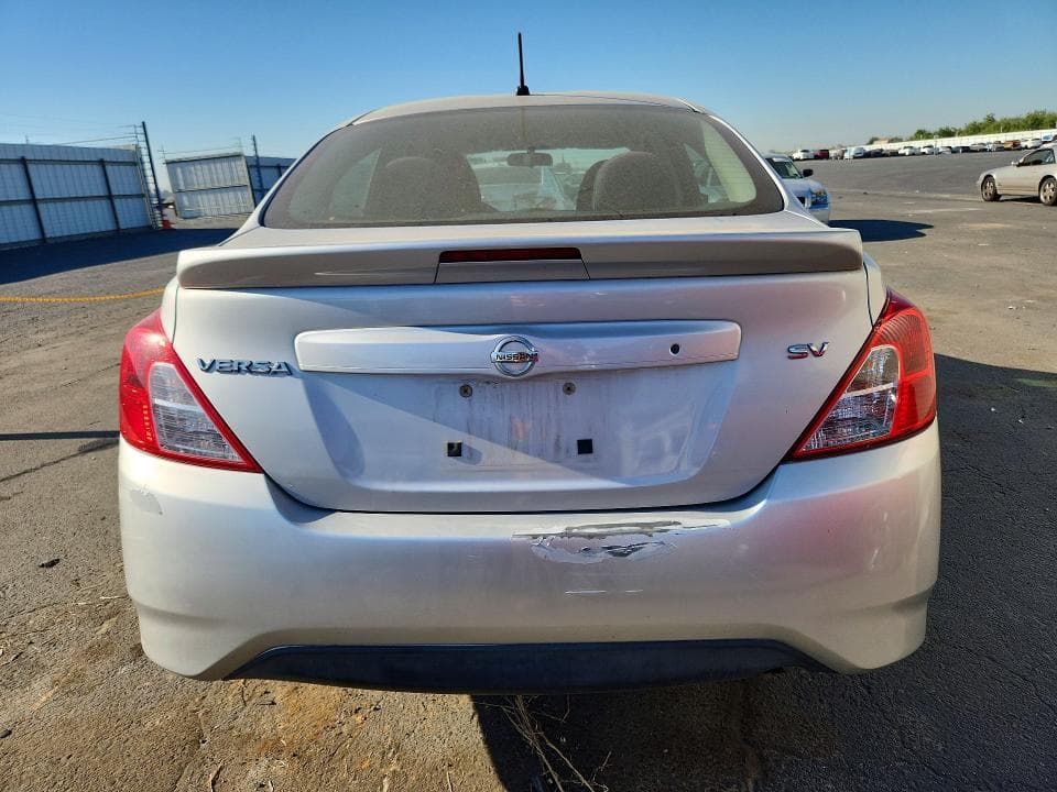 2017 NISSAN VERSA 1.6 SV 6
