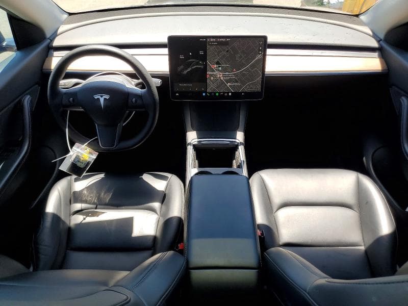 2021 TESLA MODEL Y 8