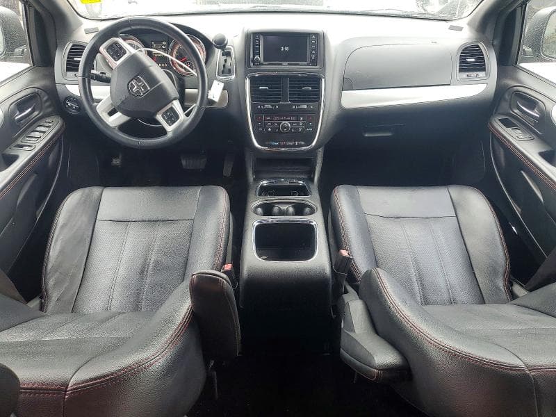 2017 DODGE GRAND CARAVAN GT 8