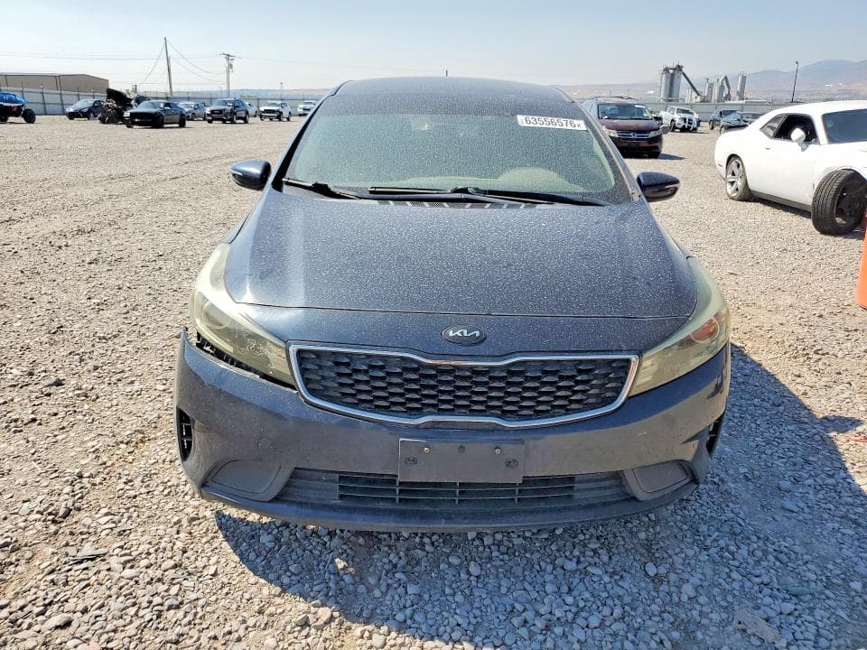 2017 KIA FORTE5 LX 5