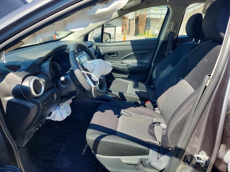 2021 NISSAN VERSA S 7