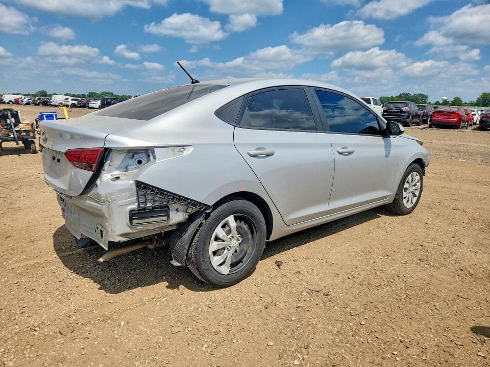 2021 HYUNDAI ACCENT SE 3