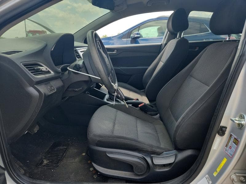 2021 HYUNDAI ACCENT SE 7