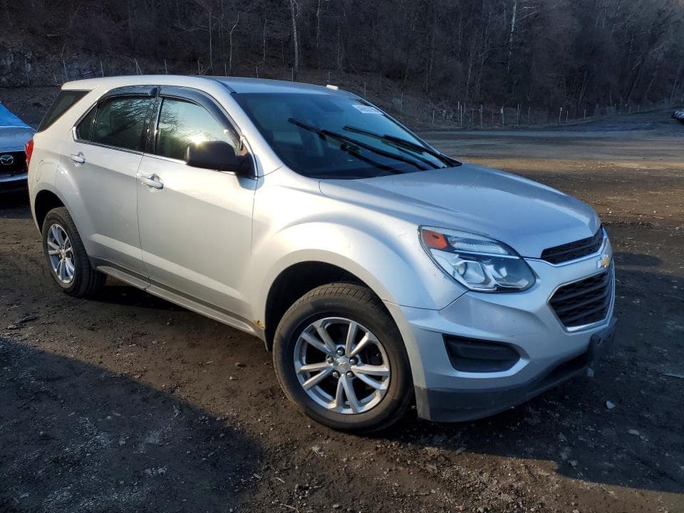 2017 CHEVROLET EQUINOX LS 4