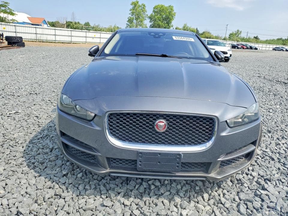 2017 JAGUAR XE PREMIUM 5