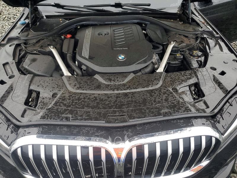 2020 BMW 740 XI 11