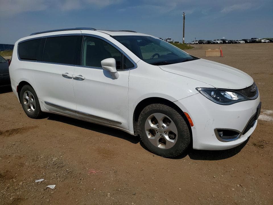 2017 CHRYSLER PACIFICA TOURING L PLUS 4