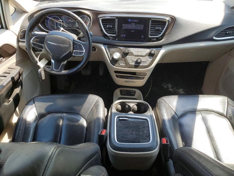 2017 CHRYSLER PACIFICA TOURING L PLUS 8