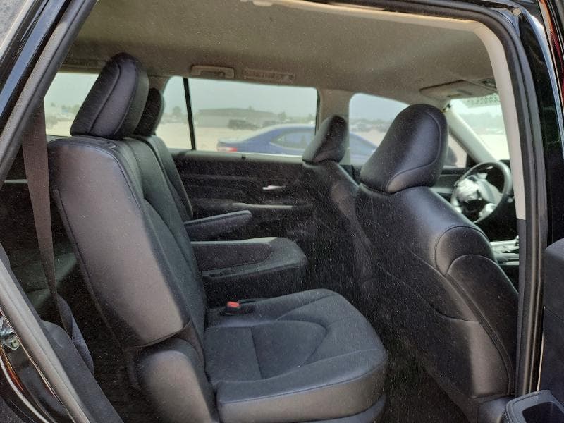 2024 TOYOTA GRAND HIGHLANDER XLE 10