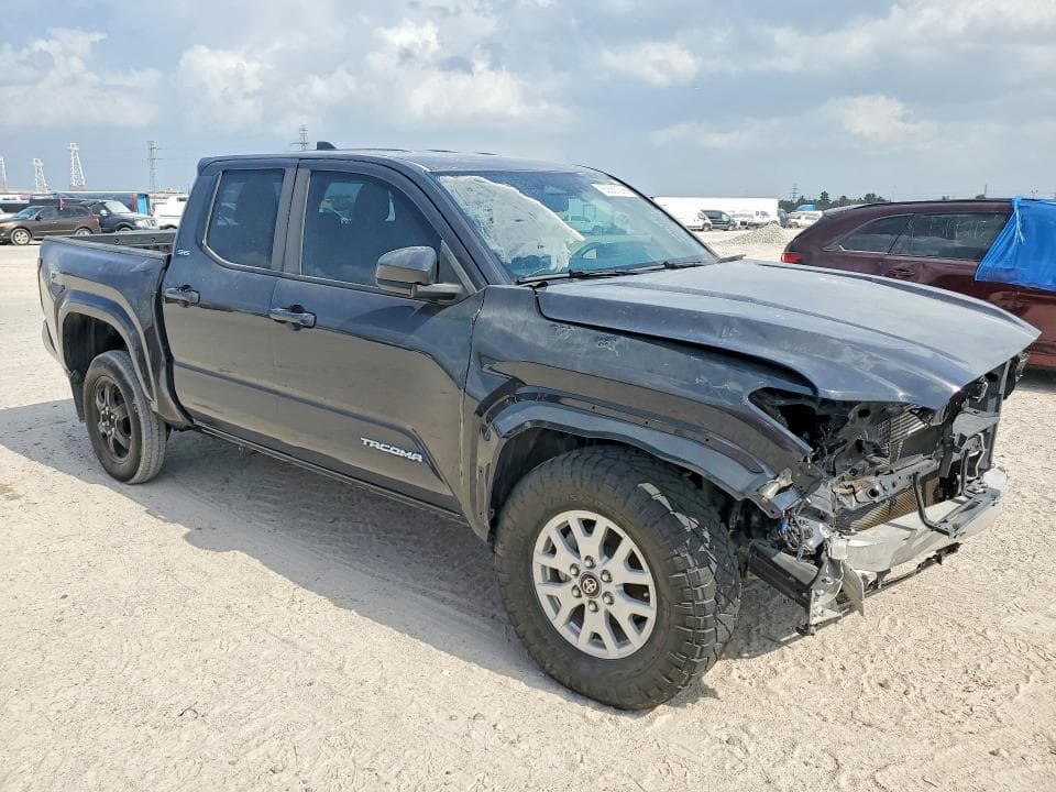 2024 TOYOTA TACOMA SR5 4