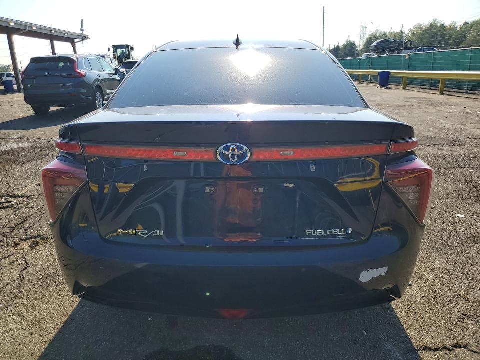 2017 TOYOTA MIRAI BASE 6