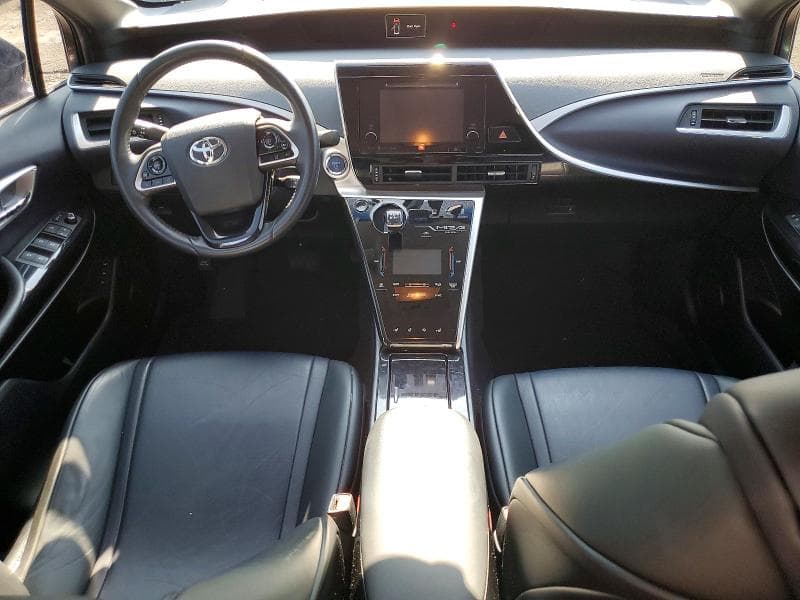 2017 TOYOTA MIRAI BASE 8