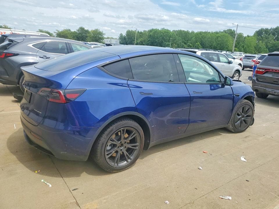 2024 TESLA MODEL Y 3
