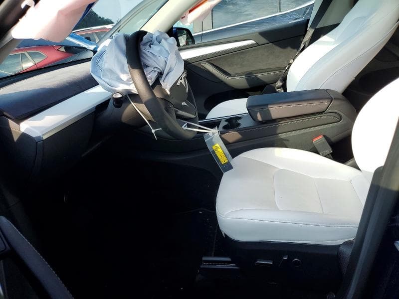 2024 TESLA MODEL Y 7