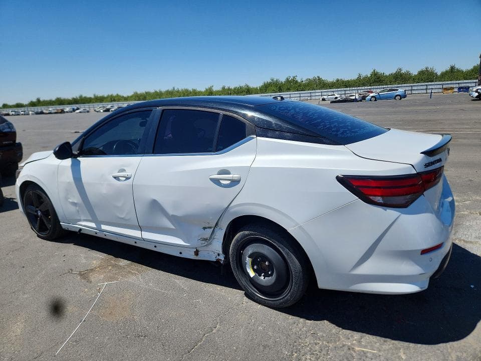 2022 NISSAN SENTRA SR 2