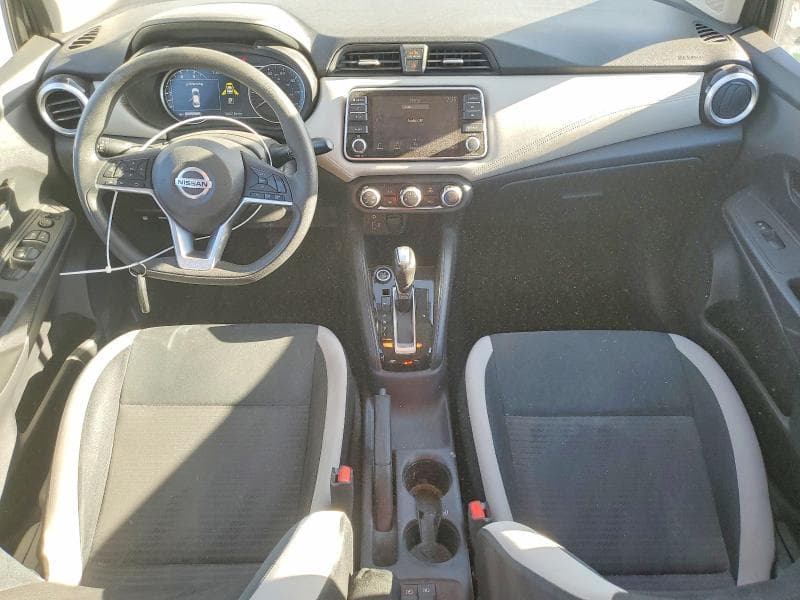 2020 NISSAN VERSA SV 8