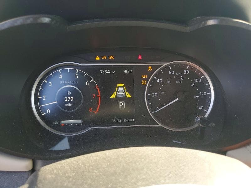 2020 NISSAN VERSA SV 9