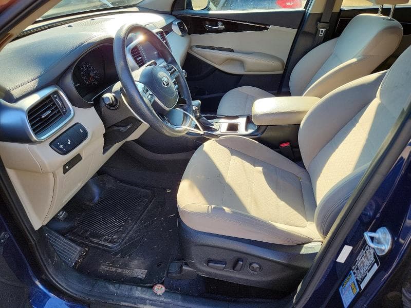 2019 KIA SORENTO LX V6 7