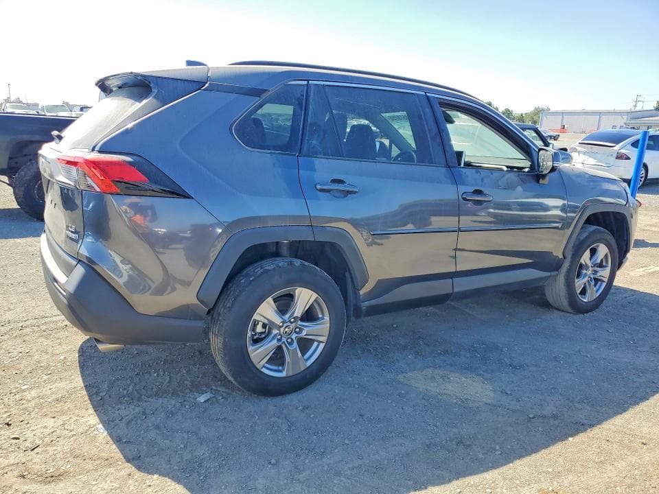2024 TOYOTA RAV4 LE 3