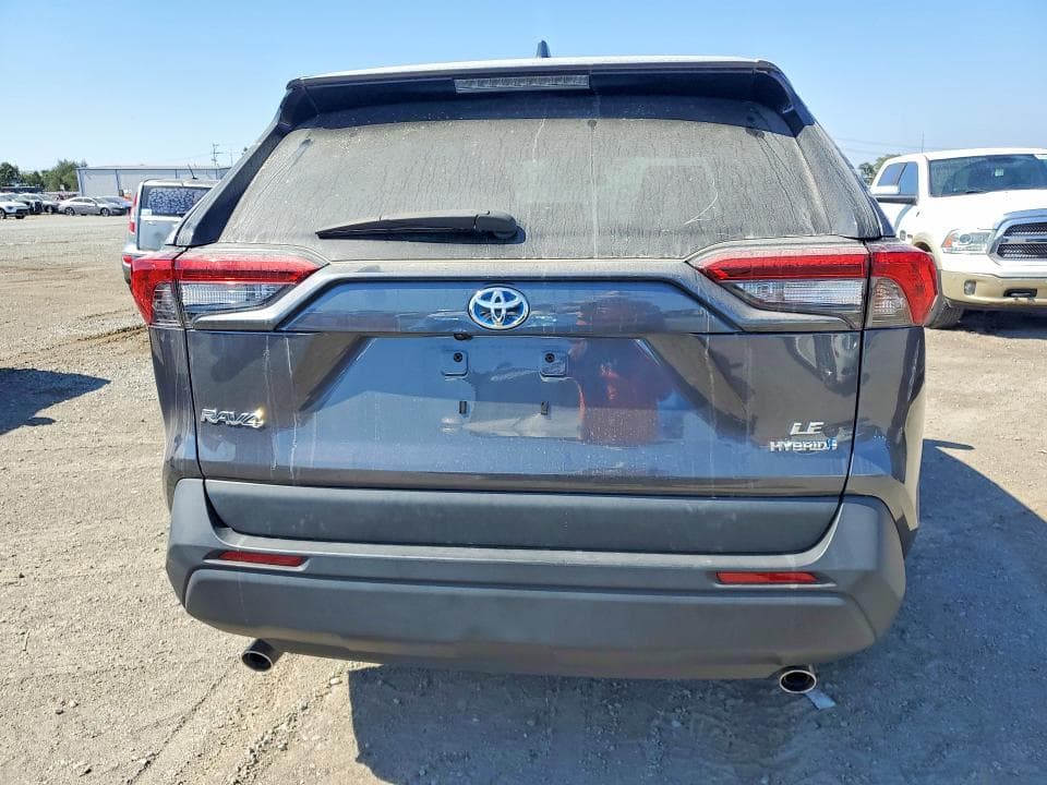 2024 TOYOTA RAV4 LE 6