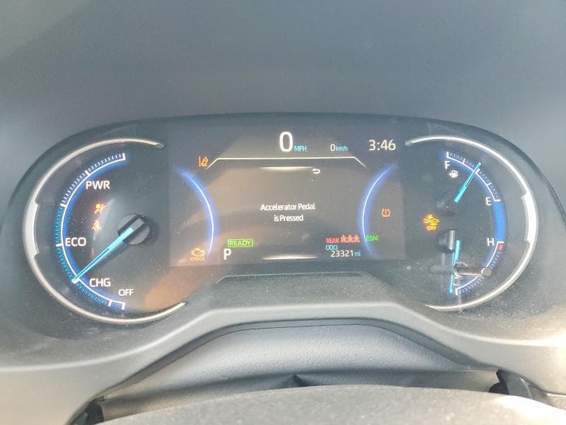 2024 TOYOTA RAV4 LE 9
