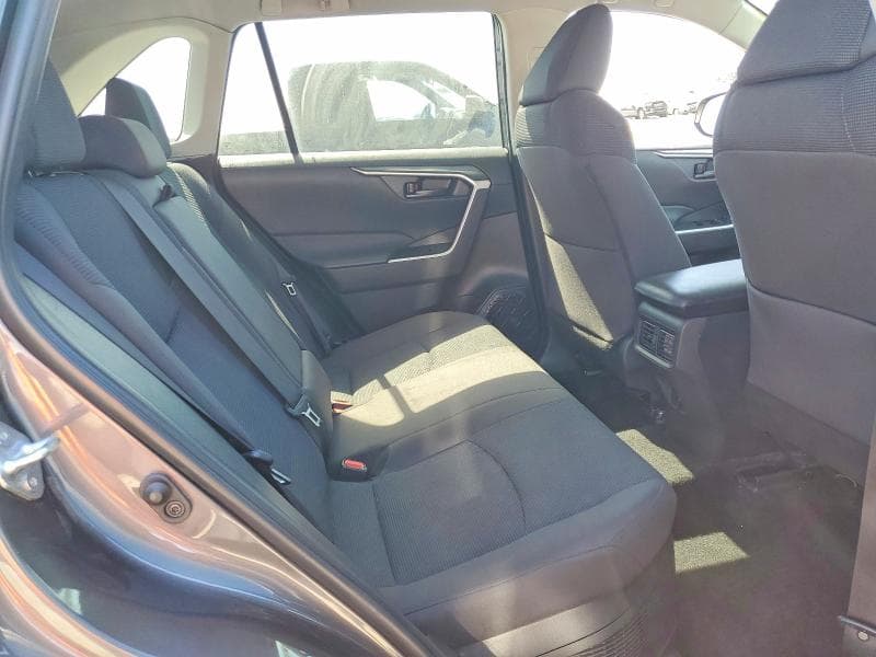2024 TOYOTA RAV4 LE 10