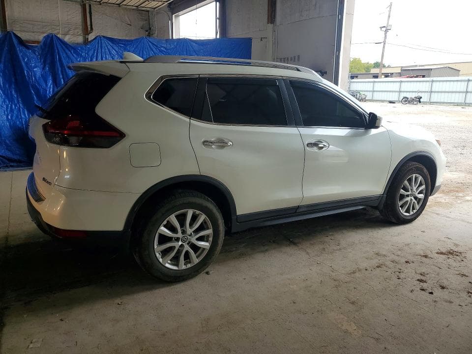 2018 NISSAN ROGUE SV 3