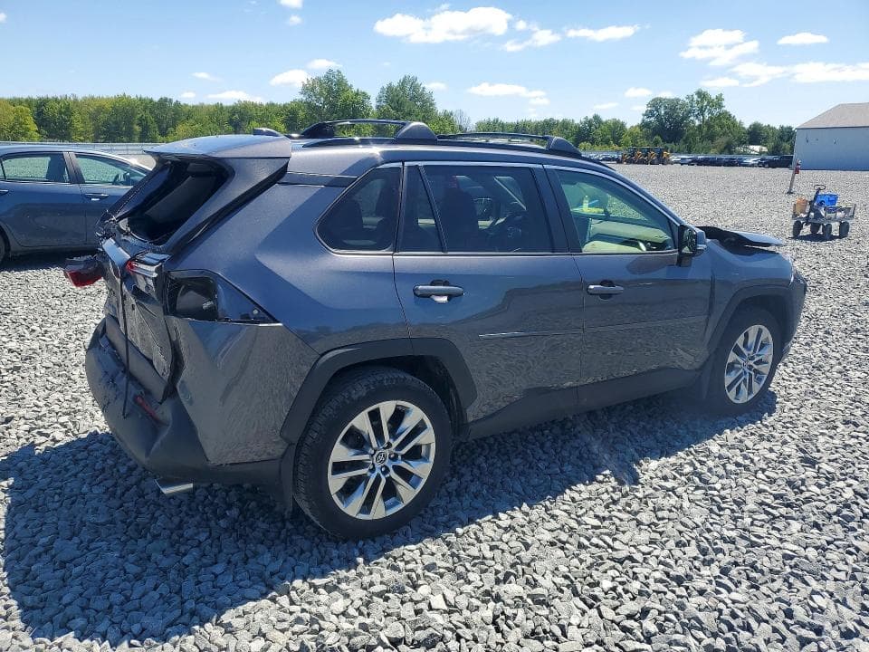 2019 TOYOTA RAV4 XLE PREMIUM 3