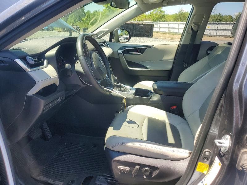 2019 TOYOTA RAV4 XLE PREMIUM 7