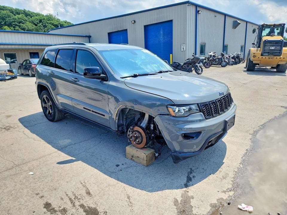 2019 JEEP GRAND CHEROKEE LAREDO 4