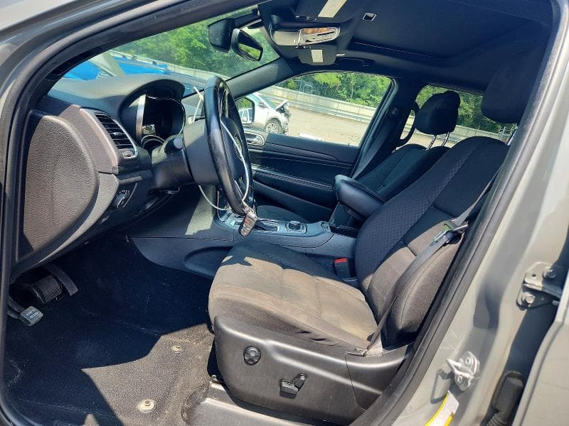 2019 JEEP GRAND CHEROKEE LAREDO 7