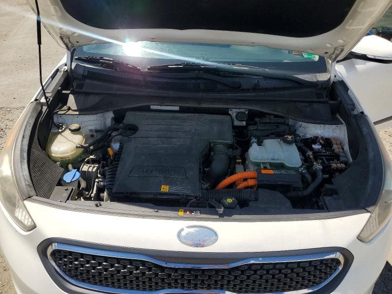 2017 KIA NIRO EX 12