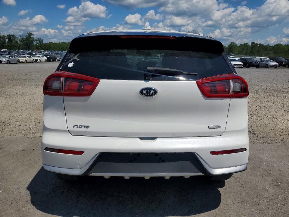 2017 KIA NIRO EX 6