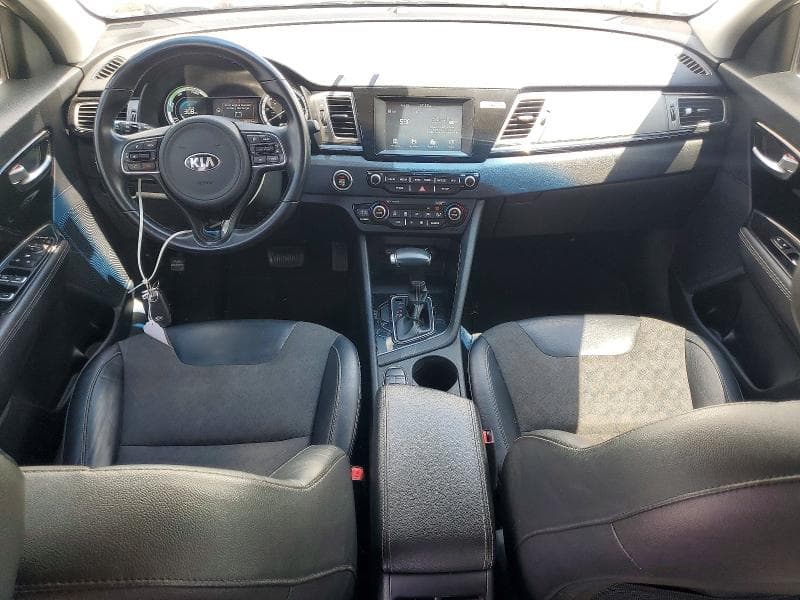 2017 KIA NIRO EX 8