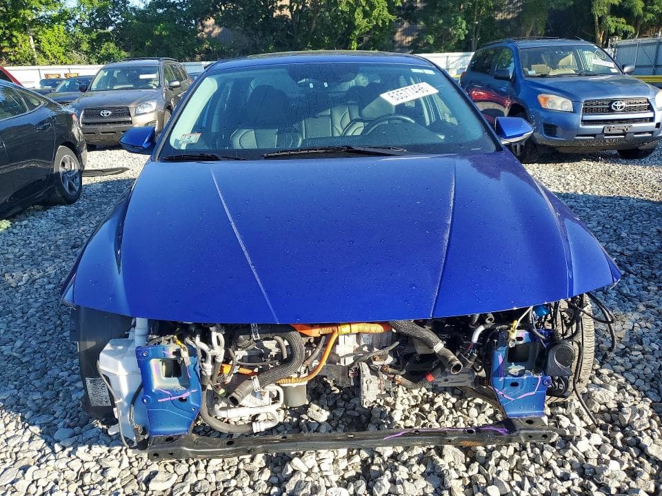 2024 HYUNDAI ELANTRA LIMITED 5