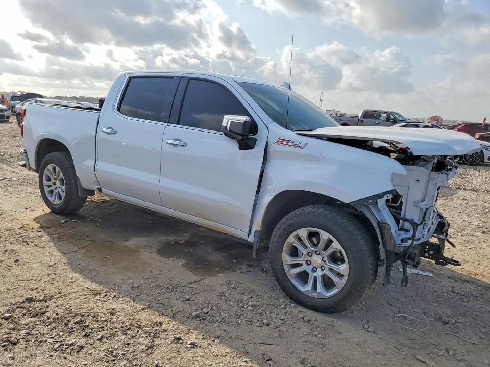 2026 CHEVROLET SILVERADO K1500 LTZ 4