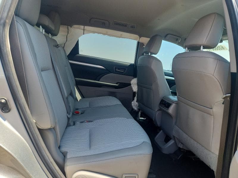 2018 TOYOTA HIGHLANDER LE PLUS 11