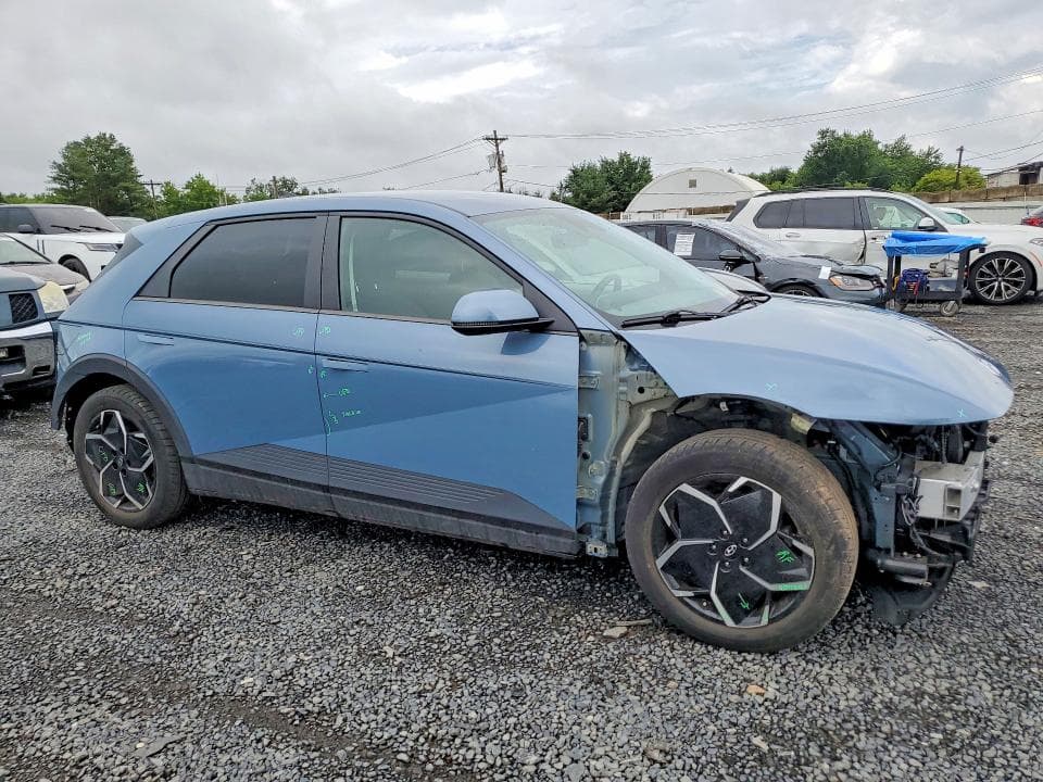 2023 HYUNDAI IONIQ 5 SE 4