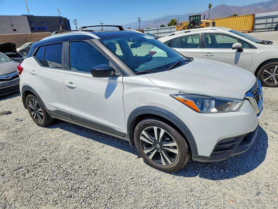 2019 NISSAN KICKS SV 4