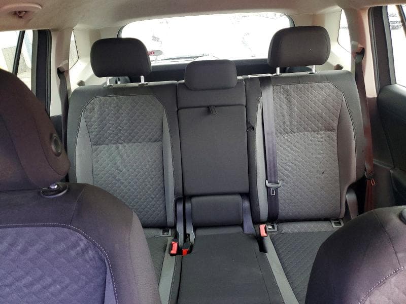 2019 VOLKSWAGEN TIGUAN S 10
