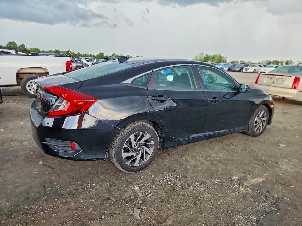 2017 HONDA CIVIC EX 3