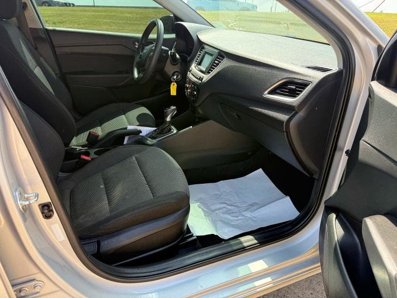 2019 HYUNDAI ACCENT SE 5