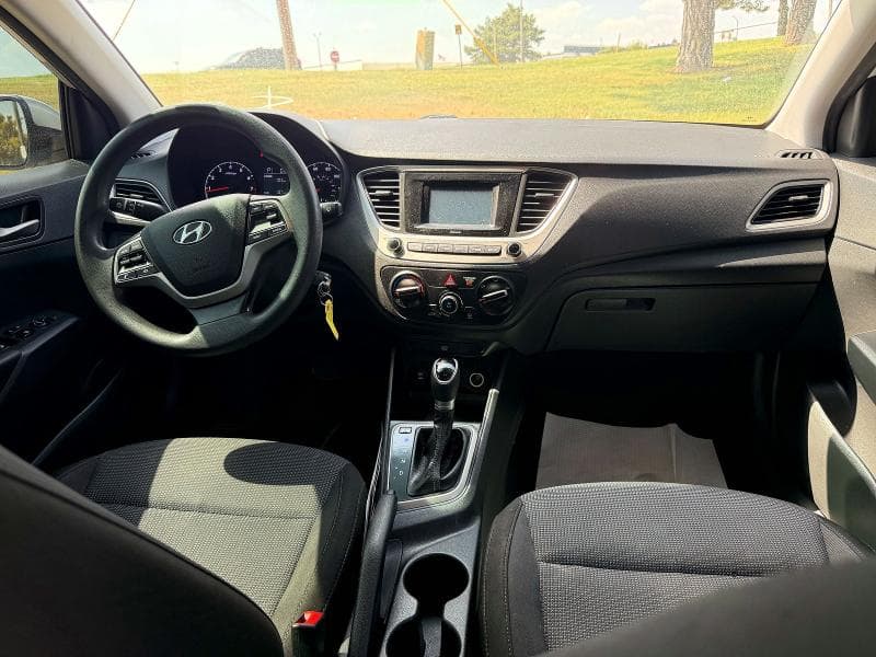 2019 HYUNDAI ACCENT SE 9