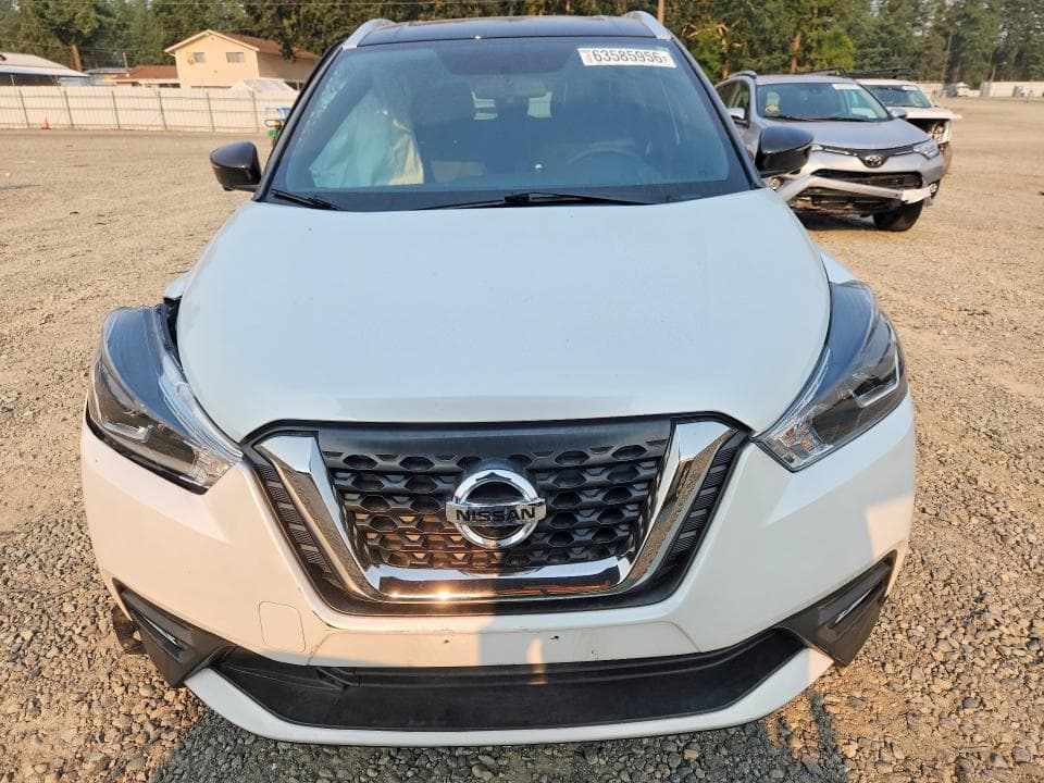 2018 NISSAN KICKS SR 5