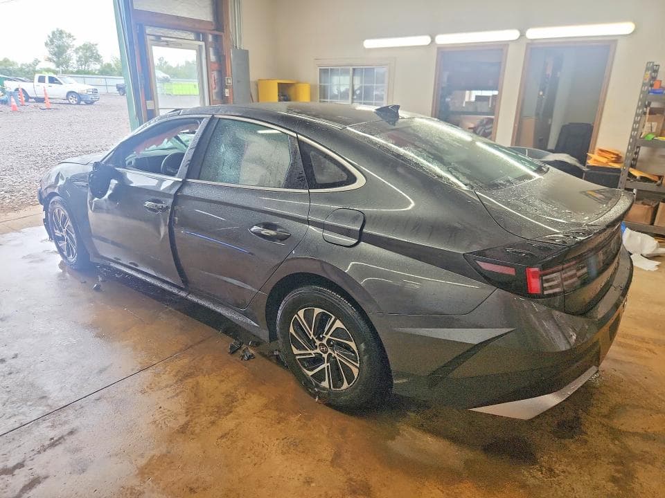 2026 HYUNDAI SONATA HYBRID BLUE 2