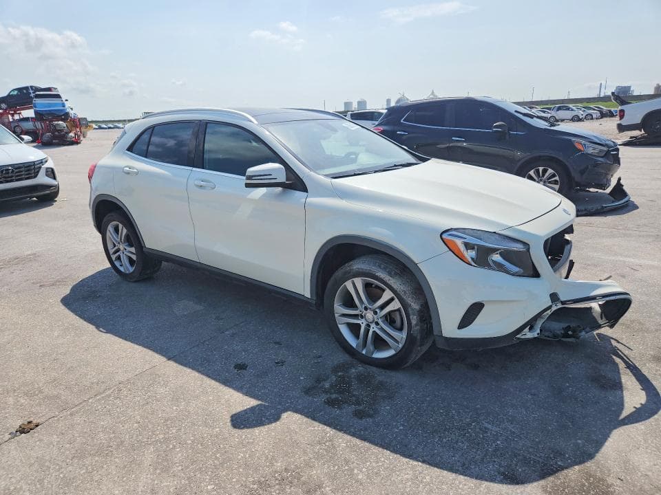 2017 MERCEDES-BENZ GLA 250 4MATIC 4