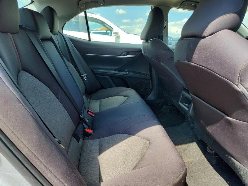 2019 TOYOTA CAMRY LE 10