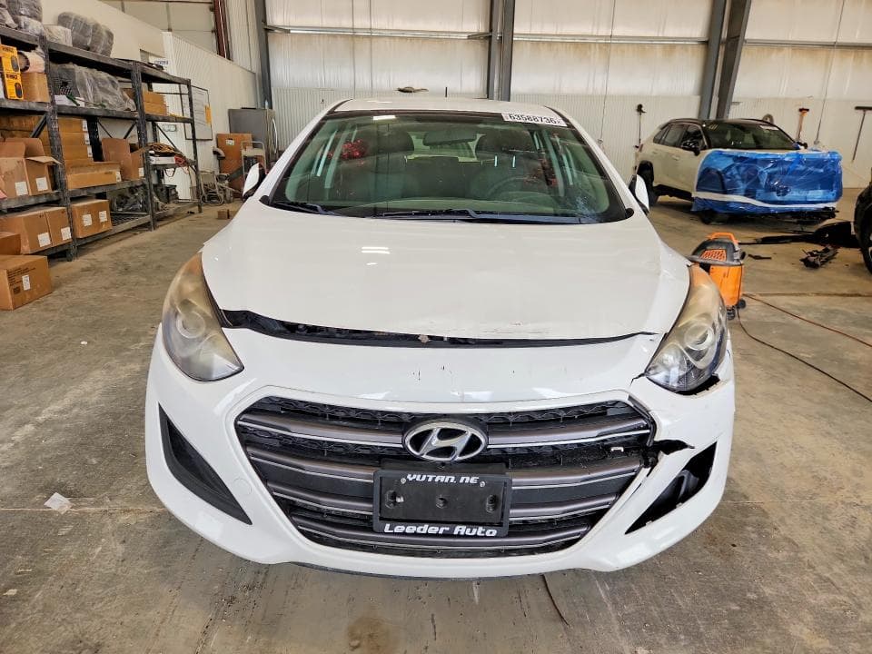2017 HYUNDAI ELANTRA GT BASE 5